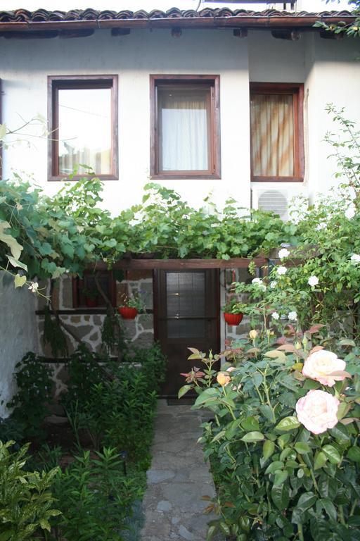 Hotel Todorova House Slatograd Exterior foto